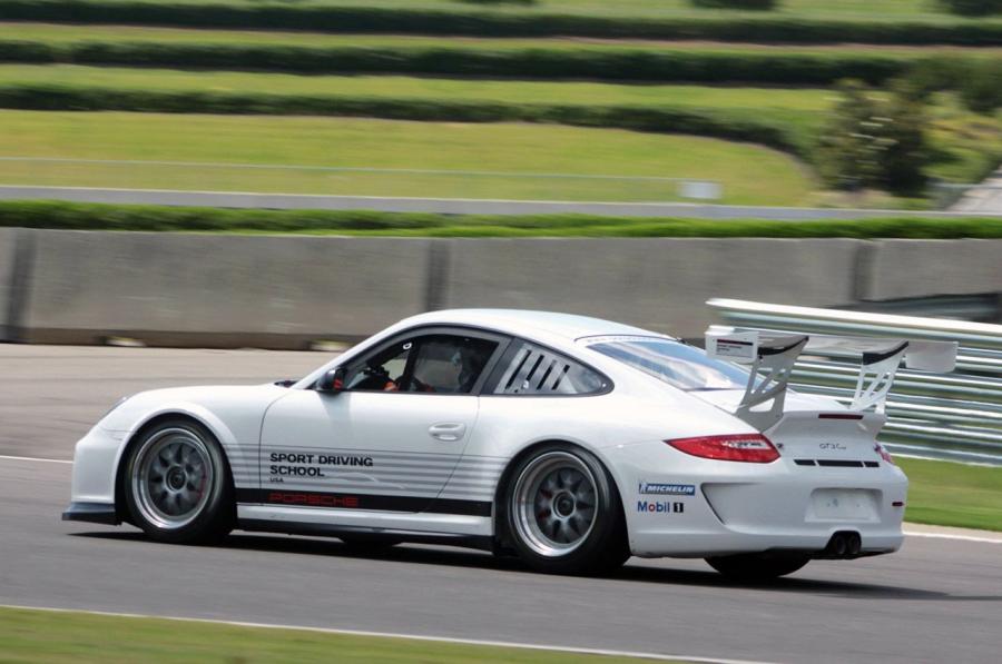  Porsche 911 GT3 Cup 2011 года  (фото 34 из 69)